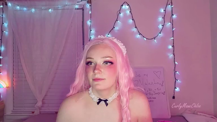 CurlyManeChloe