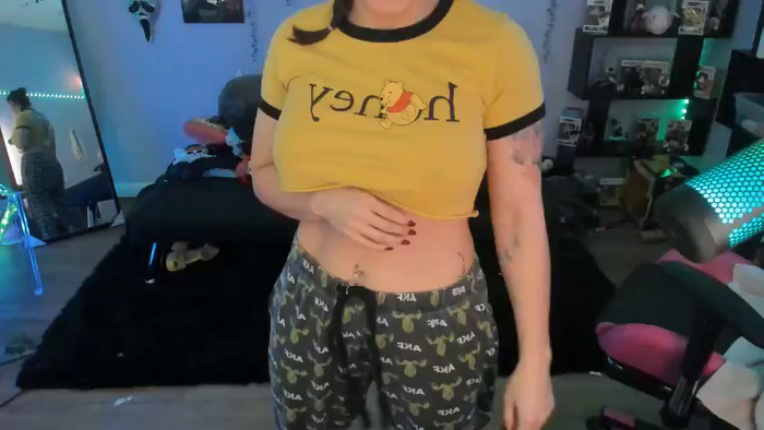 Alyx_Singer
