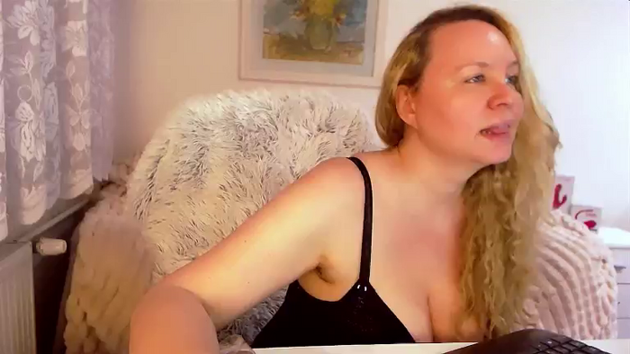 LauraSkyx