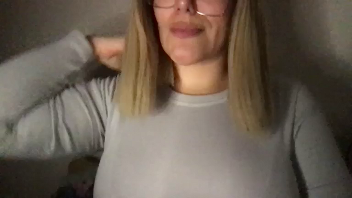 MistressLouUK