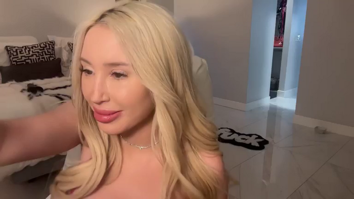 AmandaAndrewsxx