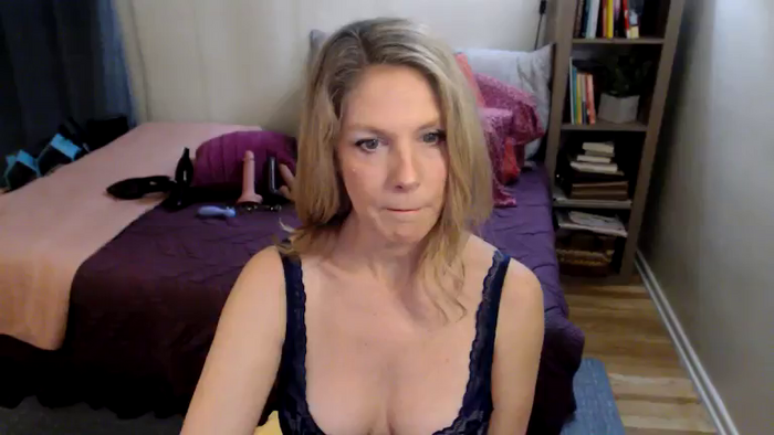 SweetCougarCandy