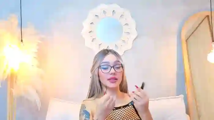 2025/02/16/streamate-aliceshelby-00-44-59