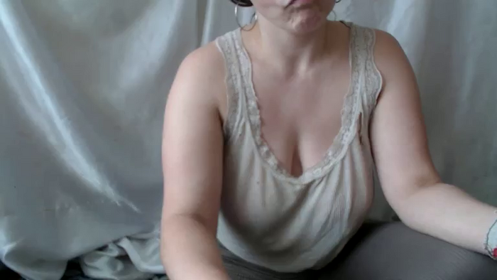BettyGirlKiss