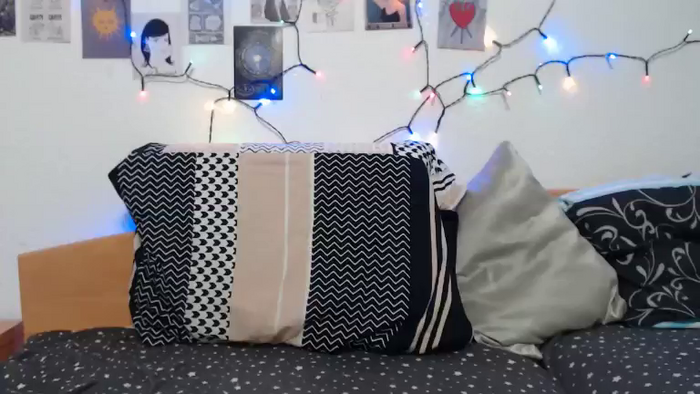 KateNextDoorr