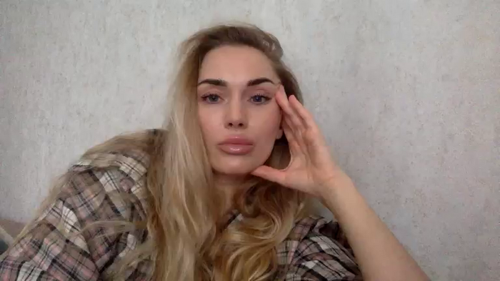 Tina_a