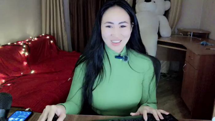 AsianQu33n