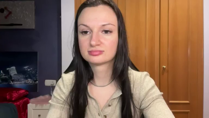 GloriaM