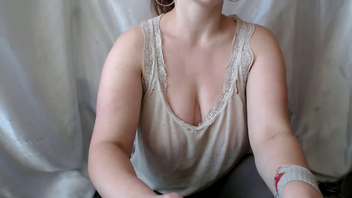 BettyGirlKiss