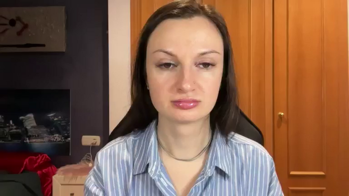 GloriaM