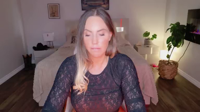 LolaSky69