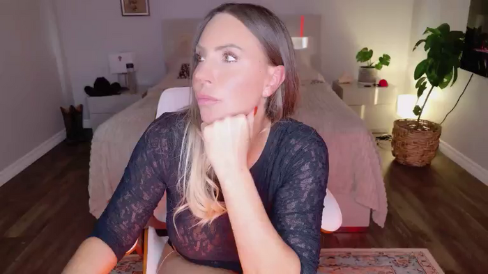 LolaSky69