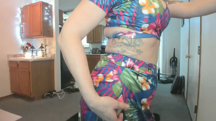 Hottyhousewife18