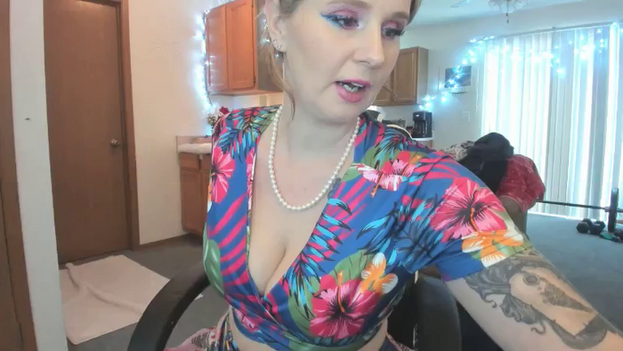 Hottyhousewife18