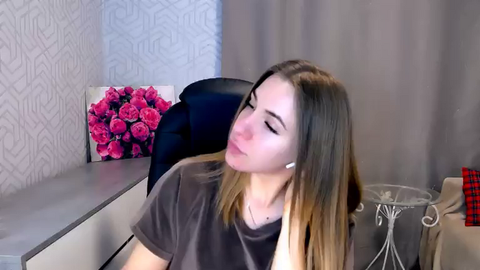 MeganNaughtyy