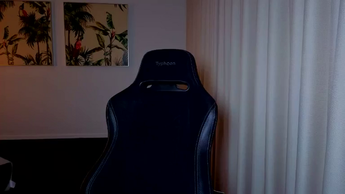 MsLindsayDevis