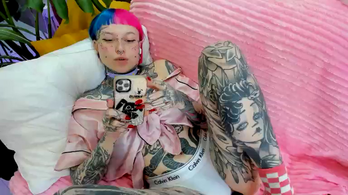 UrAlexis