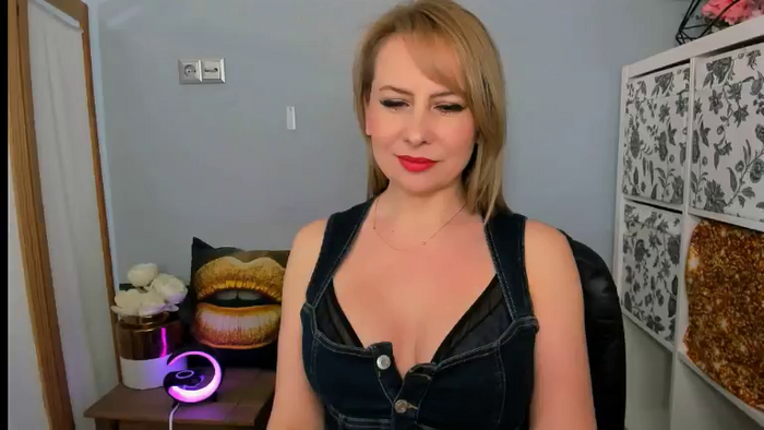 LatoyaSensual