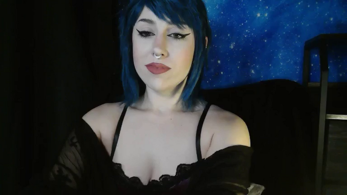 MissVikkiBlue
