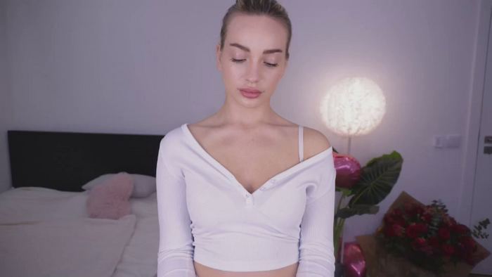 Nicole_youthfull18