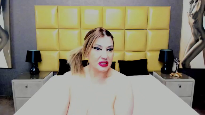 KiraLeila