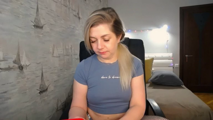 Nichole_Hill