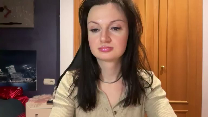 GloriaM