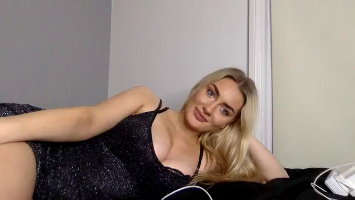 arabella_dominates
