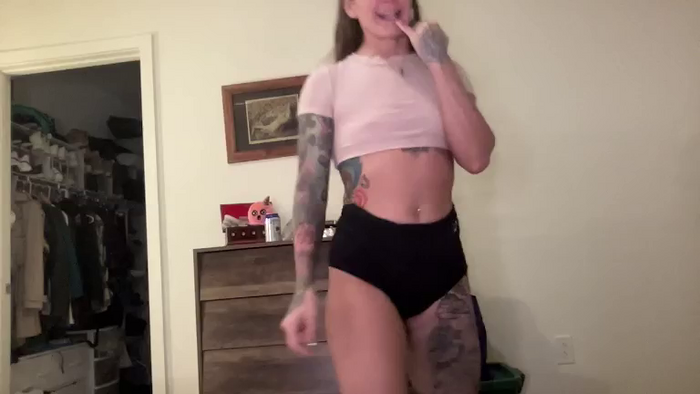 Beebeefitgirl