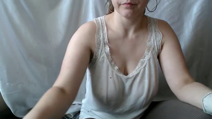 BettyGirlKiss