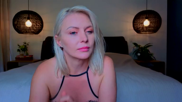 MsLindsayDevis
