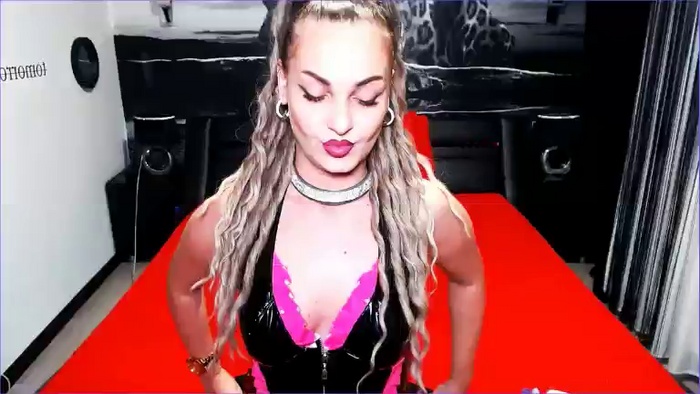 Sarah_Diamond_TS