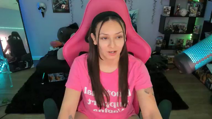 Alyx_Singer