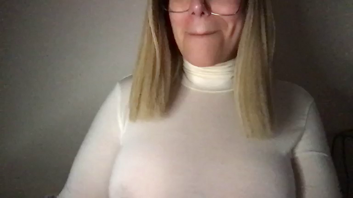 MistressLouUK