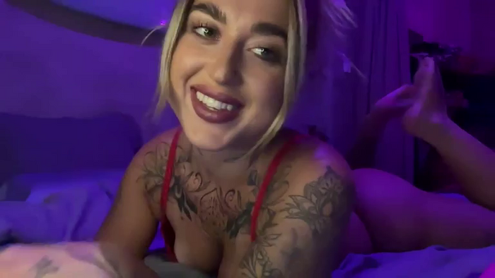Anastasia_smallbutspicy