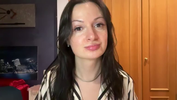 GloriaM
