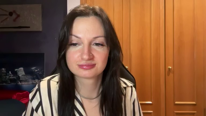 GloriaM