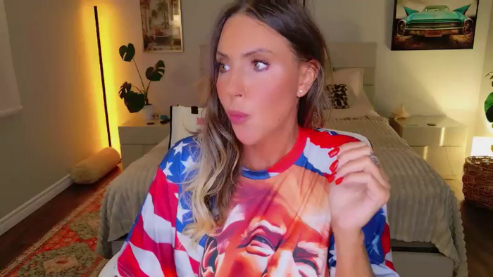 LolaSky69