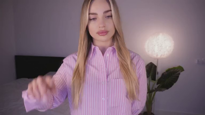 Nicole_youthfull18
