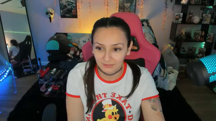 Alyx_Singer