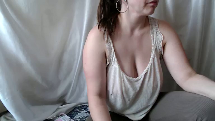 BettyGirlKiss