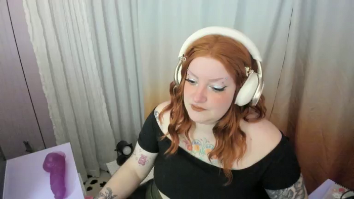 EdenFetishBabe