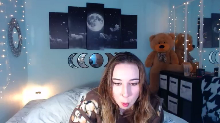 Lacey_Prescott