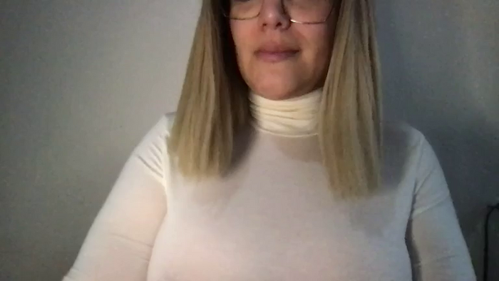 MistressLouUK