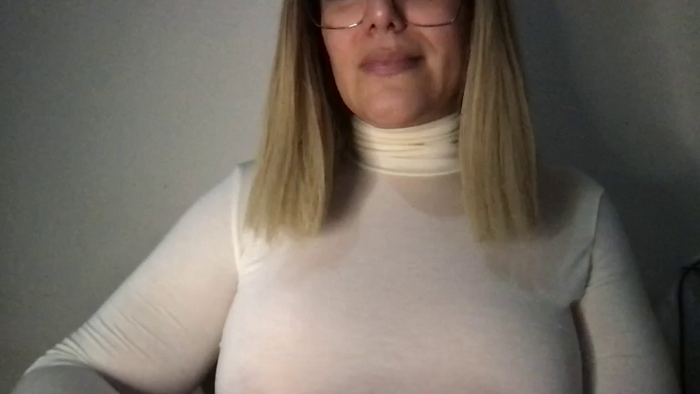 MistressLouUK