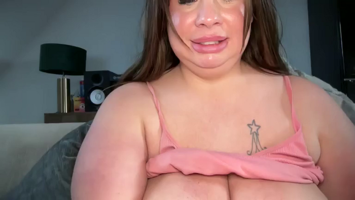 CharlieFoxxxUK