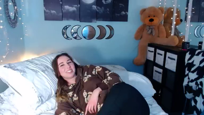 Lacey_Prescott