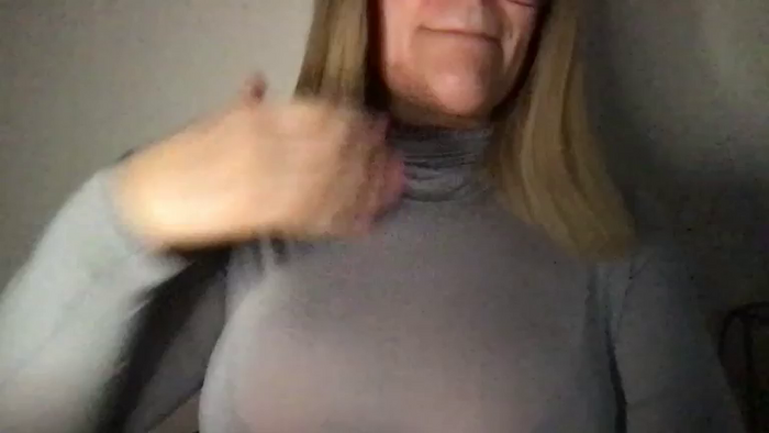 MistressLouUK