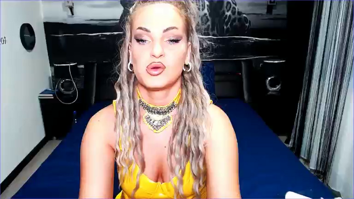 Sarah_Diamond_TS