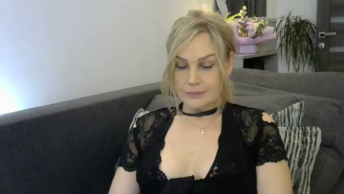 Evie_Paige